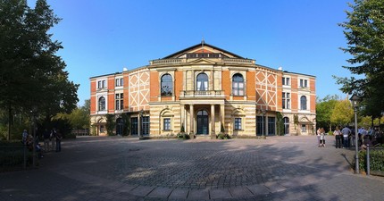 Байрёйтский театр Вагнера («Фестшпильхаус») / Bayreuth Festspielhaus