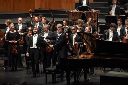 Daniil Trifonov, Christian Thielemann, Staatskapelle Dresden (c) OFS/Creutziger